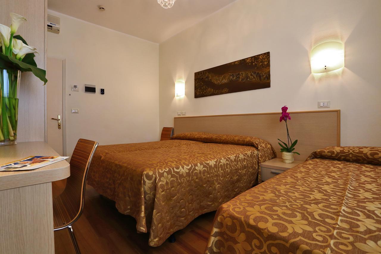 Castiglione Hotel 3*